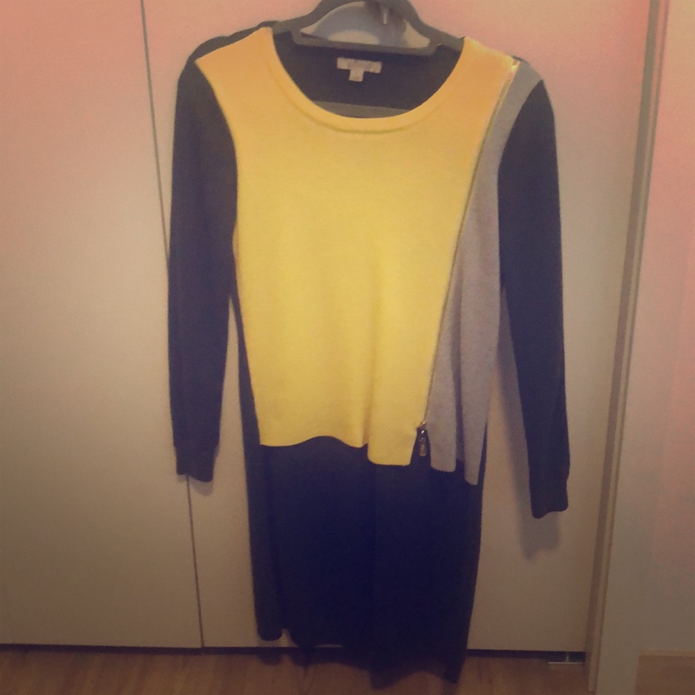 Color block sweater dress